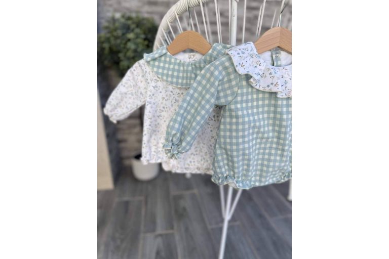 Topito's Handmade Boutique dispone de un amplio catálogo de ropa para bebés y moda