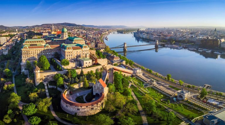 Tours gratuitos ofrecidos por Yoorney en la ciudad de Budapest