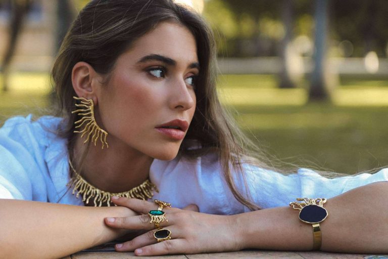 El complemento ideal para marcar la diferencia en cualquier look de boda, los pendientes