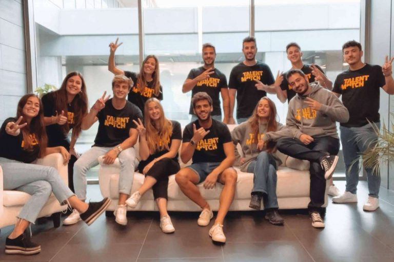 El Tinder para empresas y candidatos que revoluciona el sector de la selección de personal