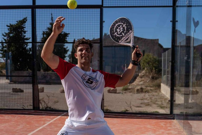 Una marca de palas de pádel profesionales con elementos muy diferenciales, SHOOTER PADEL