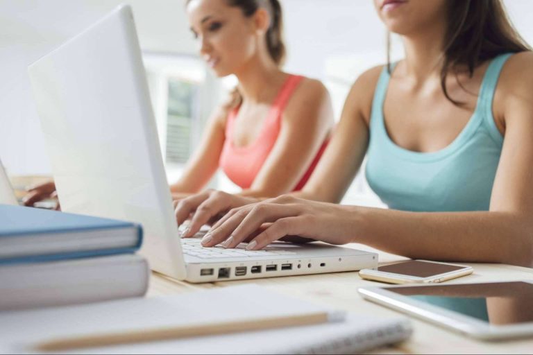 Las bonificaciones FUNDAE permiten acceder a formación hotelera con Hotel-lo