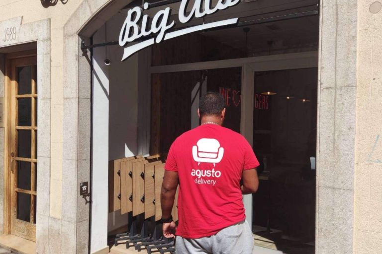 Un rider pasó de ser repartidor a ostentar su propia empresa de pedidos a domicilio