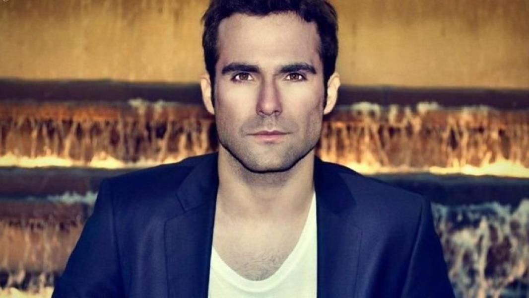 Naím Thomas dio los motivos del distanciamiento