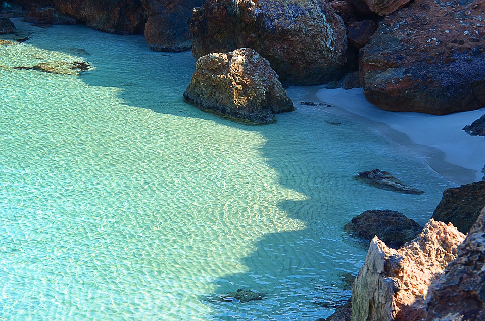Lugares de España que están siendo destruidos por el turismo