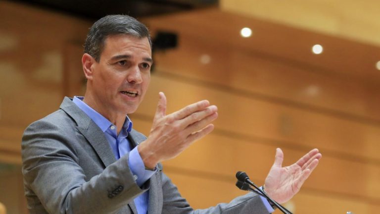 Sánchez pone de ejemplo fiscal a los nórdicos pero hace lo contrario