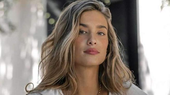 María Pombo y el himno nacional