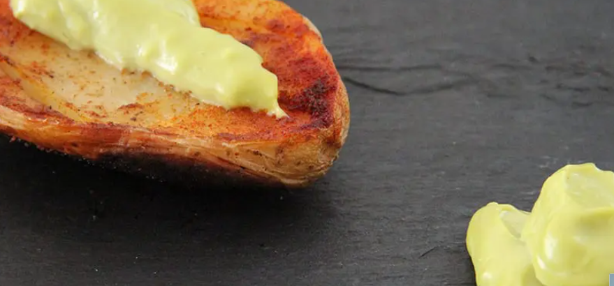 Cómo hacer un alioli de aguacate