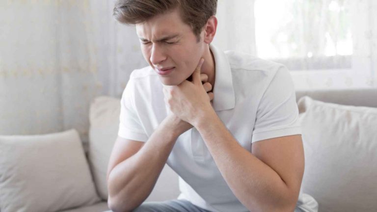 Cómo quitar el dolor de garganta