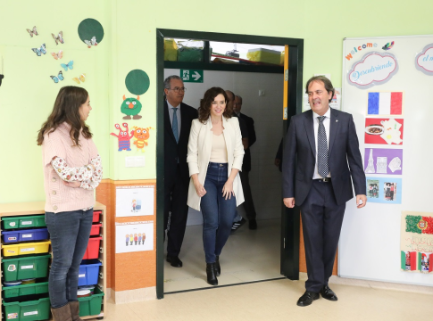 Cuidar más la educación concertada y privada “Cuidar más la educación concertada y privada”