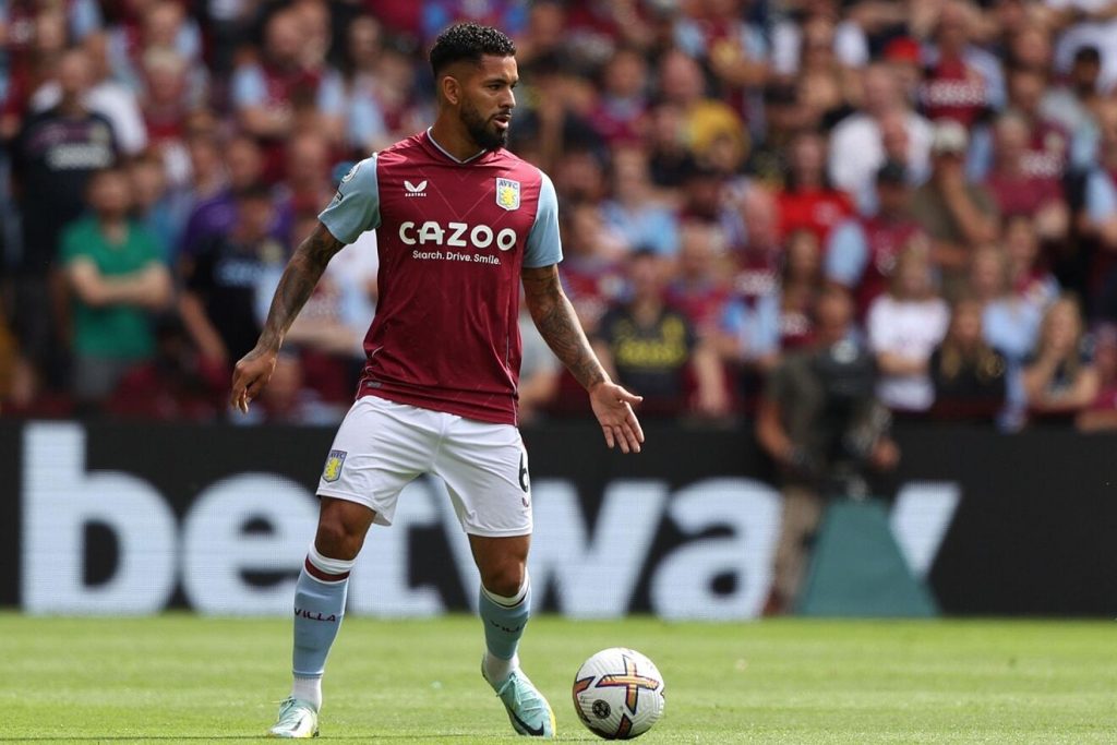 Douglas Luiz, el posible fichaje del Barcelona