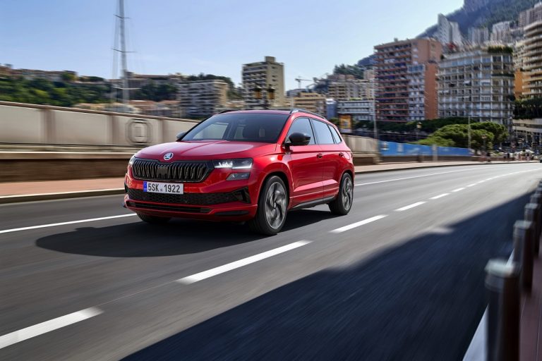 ŠKODA KAROQ: el renovado SUV de la marca checa