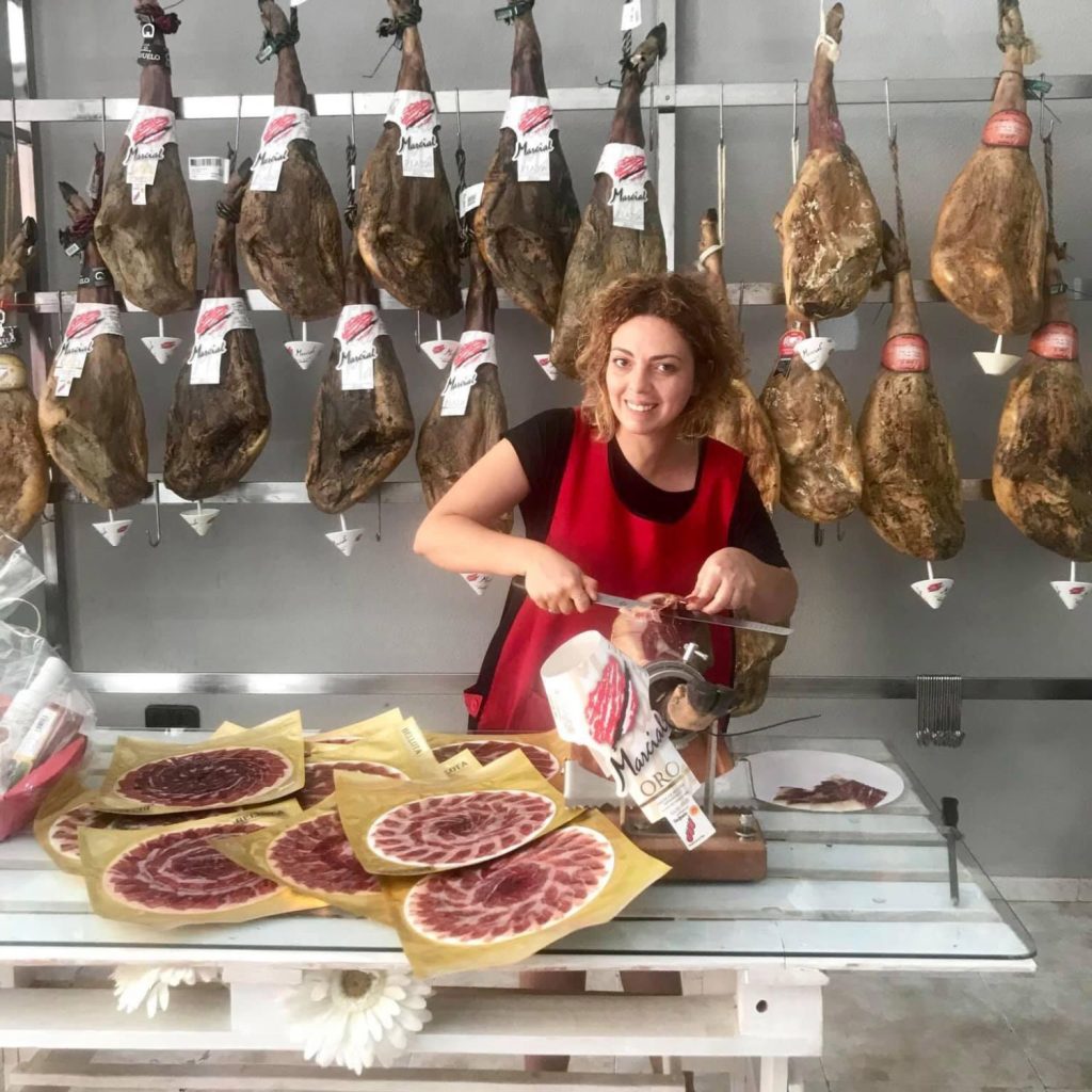 ¿Entonces que debo considerar para distinguir un jamón de bellota 100% de los demás?