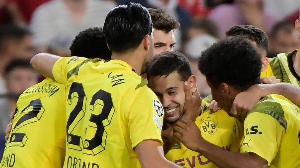 El lateral izquierdo que tiene en la mira el Real Madrid para este verano 37 Guerreiro se quiere ir de Alemania