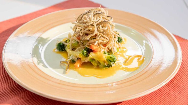 Sergio Fernández te enseña a preparar unos falsos chanquetes que parecen de verdad