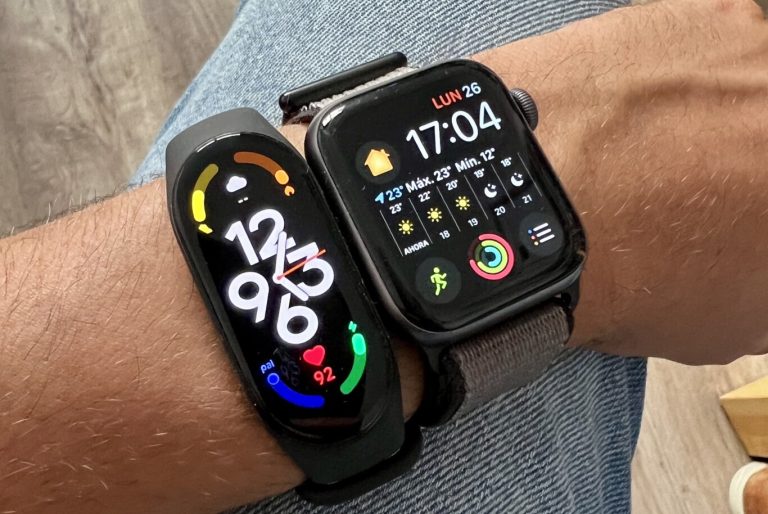 Xiaomi Smart Band 7 Pro: el reloj con pantalla grande pero sin NFC