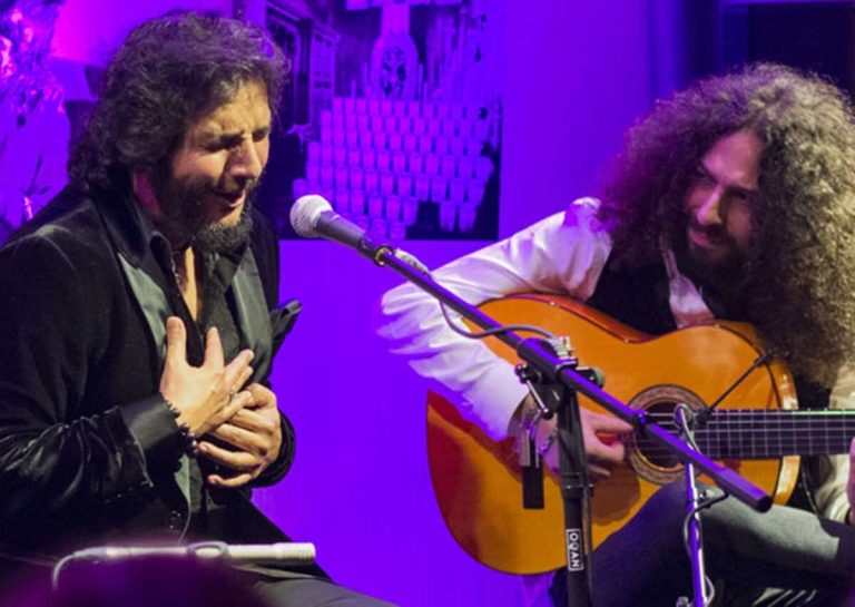 Café Berlín, el mítico lugar que apuesta por el flamenco en el mes de noviembre