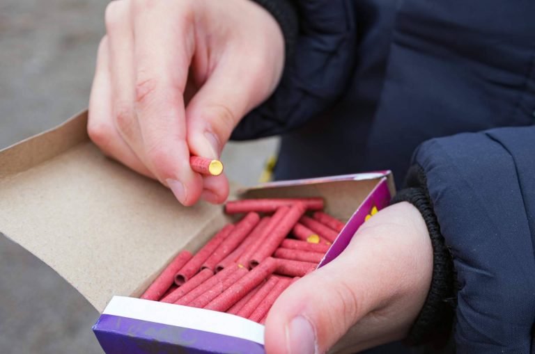 Petardos para celebrar la Navidad disponibles en Petardos AM con grandes descuentos