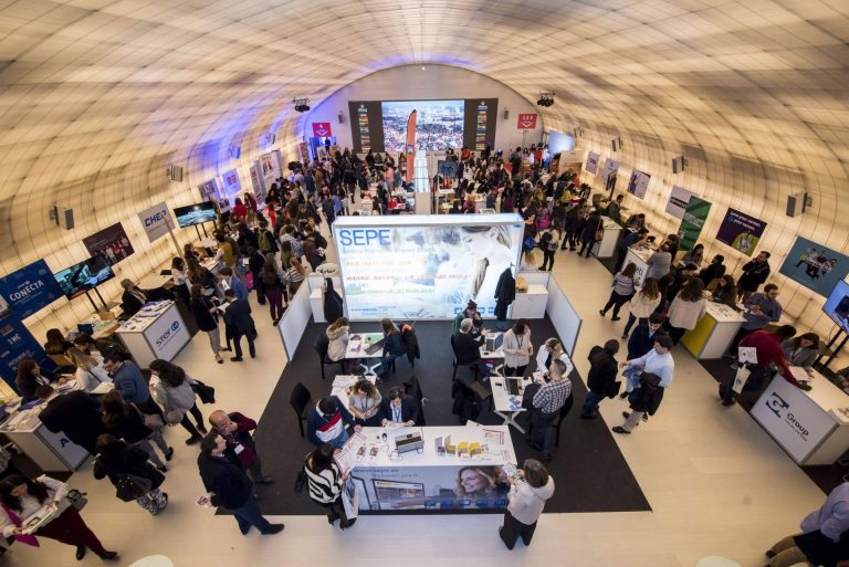 Encontrar trabajo y prácticas en empresas líderes de la mano de JOBMadrid'22, un evento de referencia