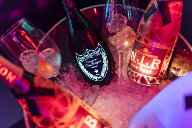 Uno de los mejores clubes de fiestas en Madrid es Planet Club