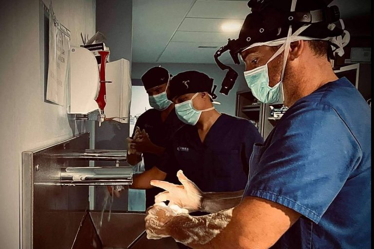 Una recuperación en el menor tiempo posible, con la prótesis de rodilla que realiza el Dr. Soler