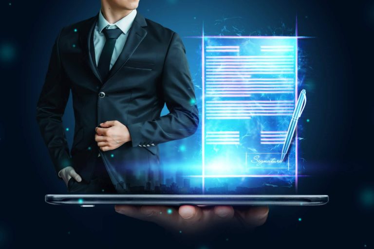 AVIVA VOICE es una operadora especialista en comunicaciones SMS y firma electrónica