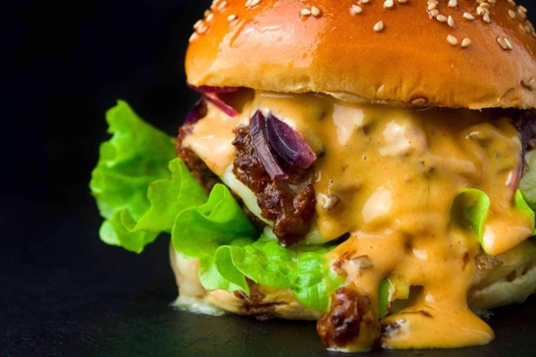 A Toda Mesa y su iniciativa de hamburguesas solidarias