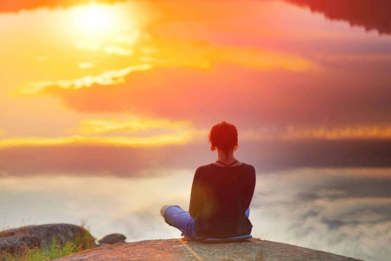 Los cursos de Victoria Cadarso Team para profesionales de psicología energética