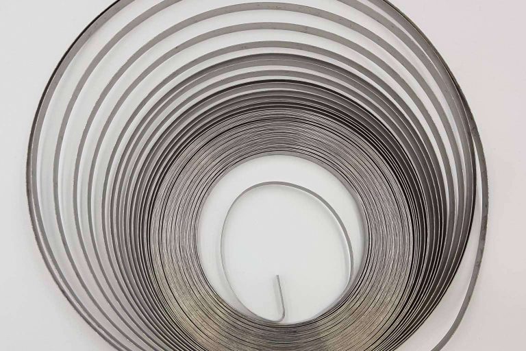 Infosolucion, ¿Por qué son tan utilizados los flejes de acero inoxidable?