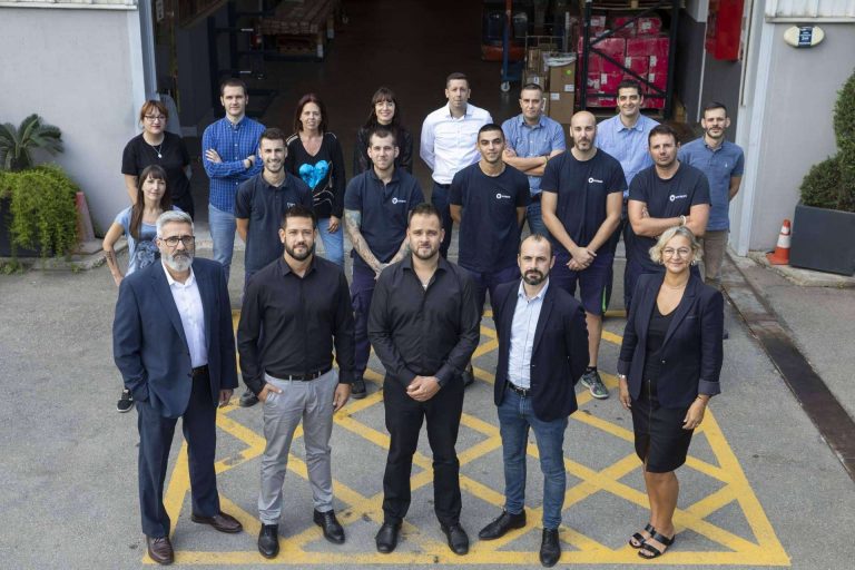 Vitrum, la empresa con 40 años como distribuidora de productos para vidrio, presente en Veteco 2022