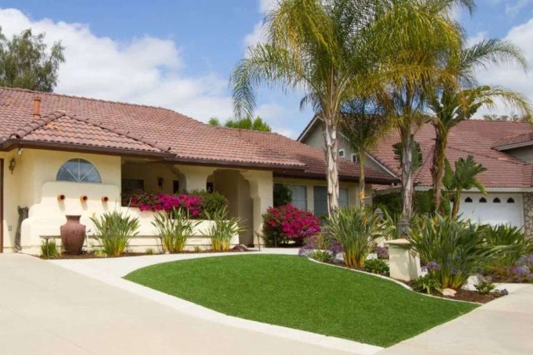 Instalar el césped artificial gracias a los 5 trucos infalibles de Albergrass