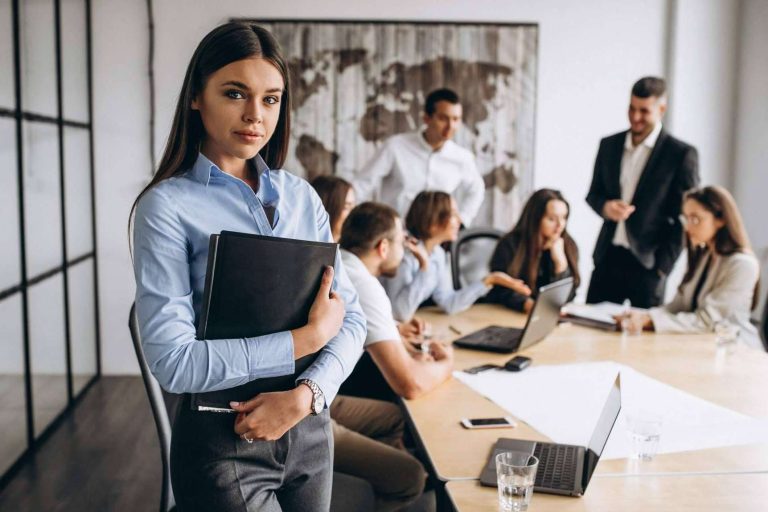 Traducción profesional híbrida de la mano de Blarlo