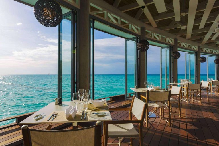 Aplicaciones de los cerramientos para restaurantes y hostelería, por Airclos