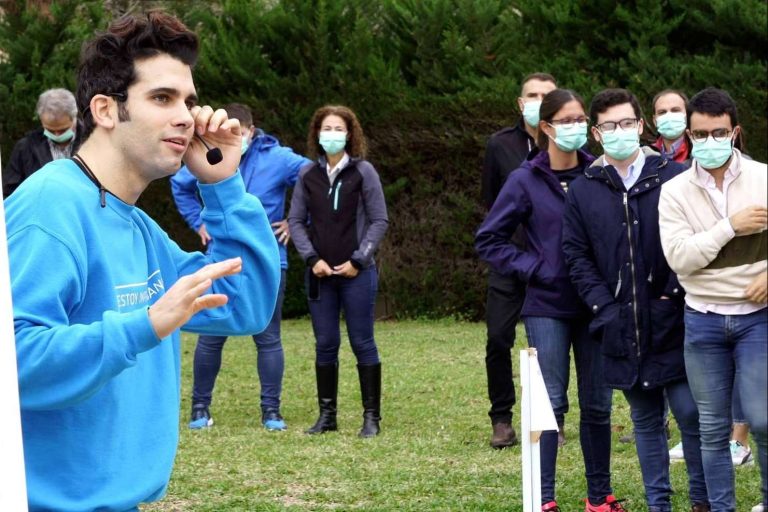 Llevar los valores de la improvisación teatral a las empresas de la mano de ImproVivencia con eventos y teambuilding