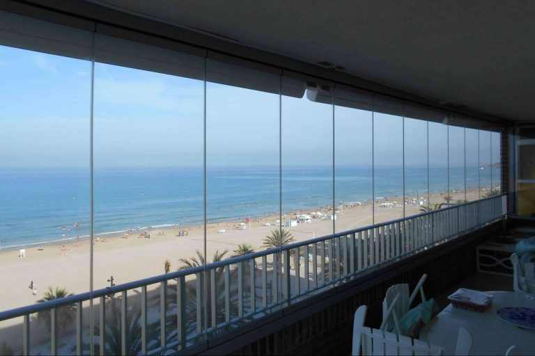 La utilidad de ampliar espacios abiertos y usarlos como habitación o sala de confort, con Pergorain