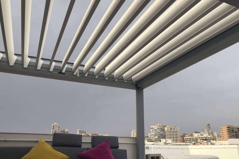 Modernidad, exclusividad y elegancia en los sistemas de cerramiento de Pergorain