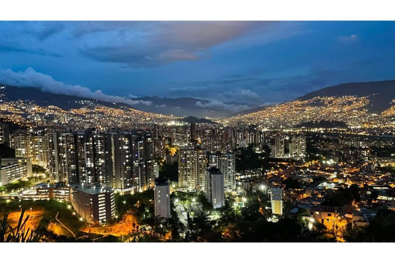 La ciudad de los miradores, Medellín