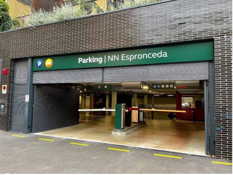 Núñez i Navarro inaugura un parking de 283 plazas en la zona del 22@, en Barcelona