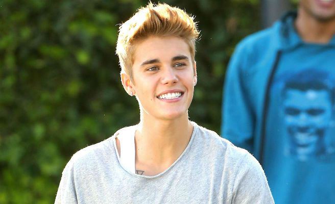 Famosos "cazados" ligando en las redes