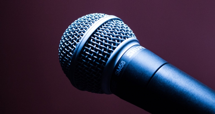 Consejos que te ayudarán a perder el miedo de hablar de público