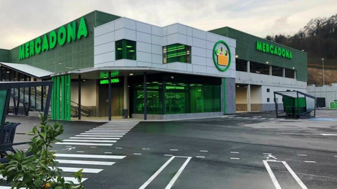 El producto de Mercadona que elimina la cal en un minuto por menos de 2 euros