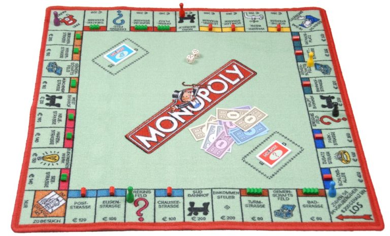 Monopoly y Scrabble se fusionan en un nuevo juego de mesa