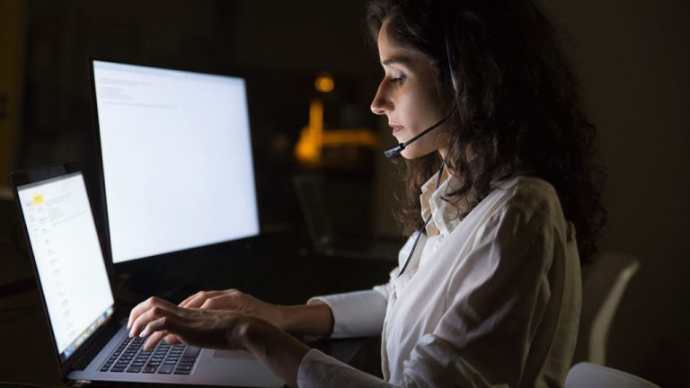 Esto le puede pasar a tu salud cuando trabajas de noche o por turnos