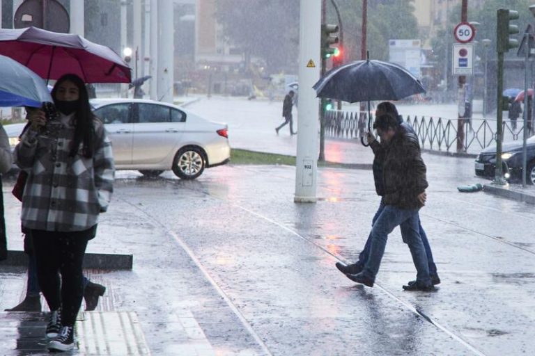 Llega la borrasca Efraín con lluvias, nieve y olas. El tiempo del 11 de diciembre