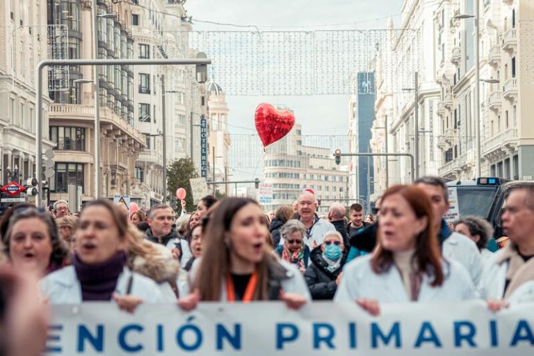 Comité de huelga y Consejería de Sanidad madrileña se reúnen hoy para retomar la negociación tras 12 días sin contacto