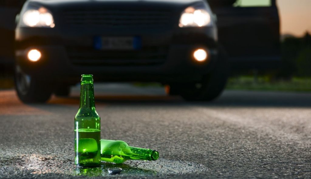 DGT: los peligros que tendrás si conduces con resaca