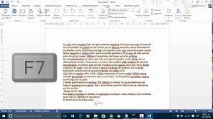 ¿Existe un atajo de teclado para corregir la ortografía?