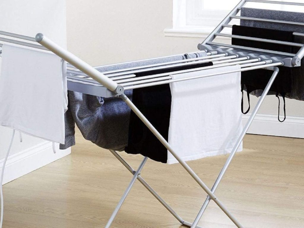 Tendedero eléctrico para secar la ropa 