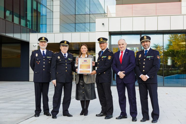 La Comisaría de Policía Nacional de Pozuelo reconocida por su contribución a la protección de la ciudadanía por Securitas Direct