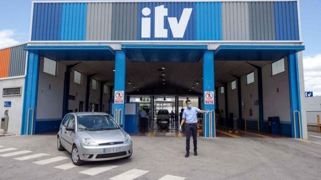 DGT: la multa que te pondrán al salir de la ITV